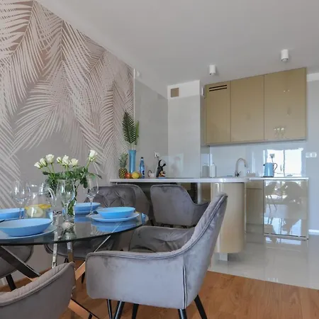 Apartment Z Widokiem Na Morze- Ustronie Nadmorski Luksus *